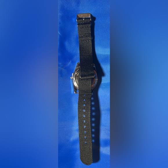 U.S. Polo Assn. Black and Silver Youth Watch - Picture 4 of 5